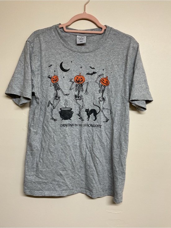 State of Mind Tops - State of Mind Gray Halloween Pumpkin Skeleton Short Sleeve Tee